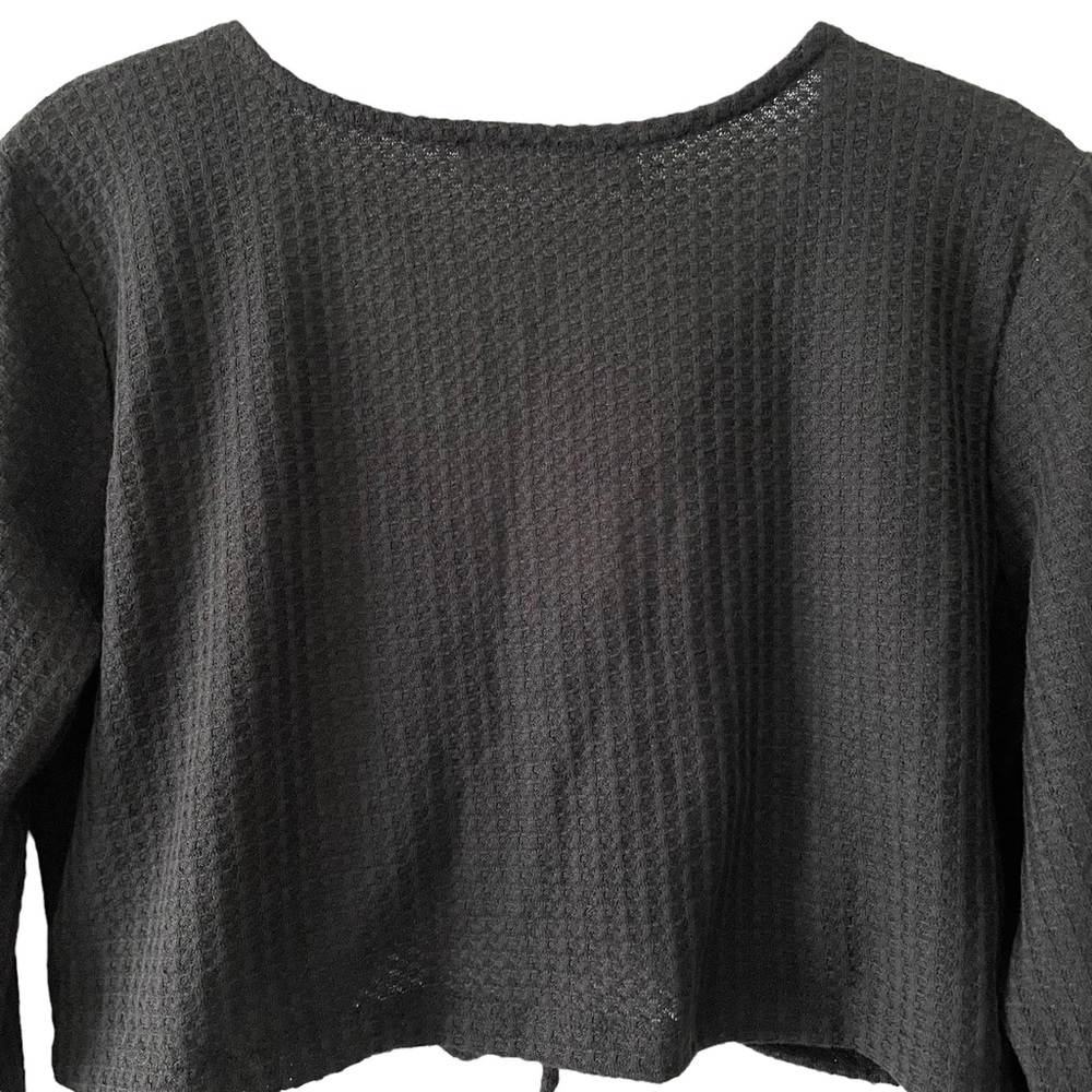 Elodie Waffle Knit Long Sleeve V-Neck Crop Top NWT - Picture 5 of 10